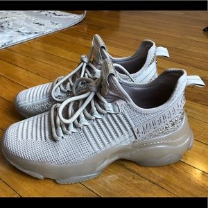 Steve Madden Maxima Blush Sneakers Size 9